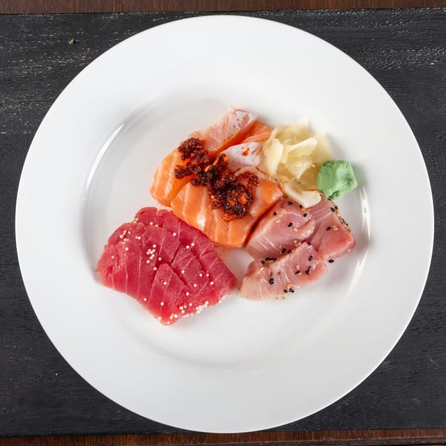 Sashimi Combo.