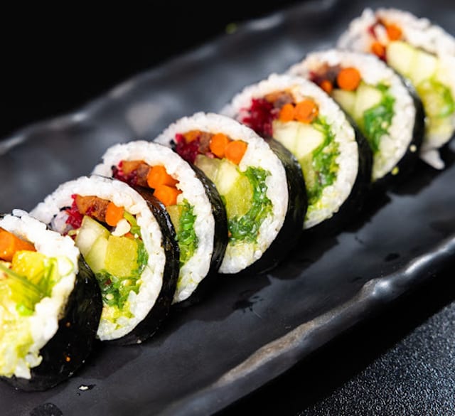 Futomaki Roll.