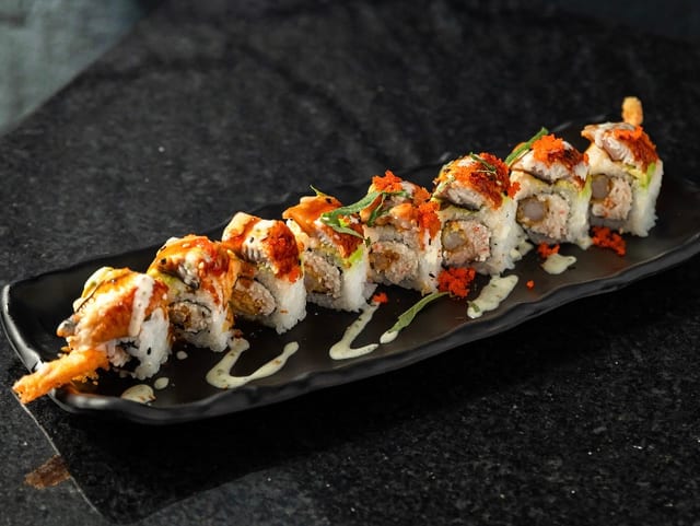 Godzilla Roll.